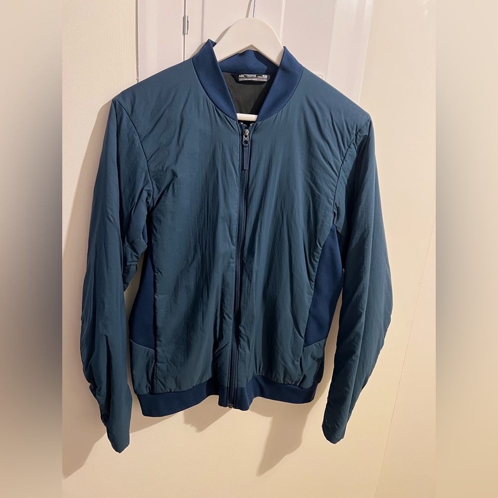 Arc’teryx Women’s Insulated Midlayer Jacket – Teal Blue-Green (Size M)